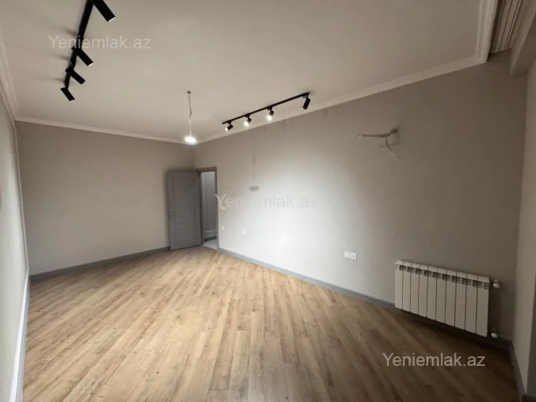 Satılır 3 otaqlı yeni tikili 110 m²