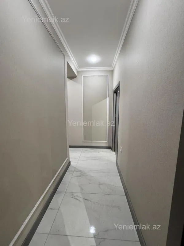 Satılır 3 otaqlı yeni tikili 110 m²