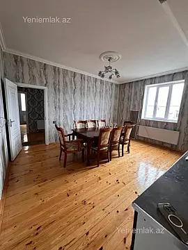 Satılır 6 otaqlı həyət evi 140 m²