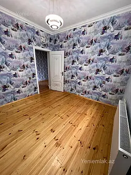 Satılır 6 otaqlı həyət evi 140 m²