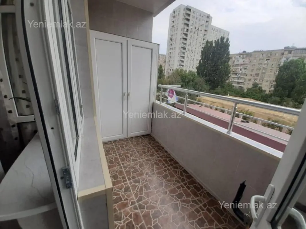 Satılır 3 otaqlı yeni tikili 135 m²