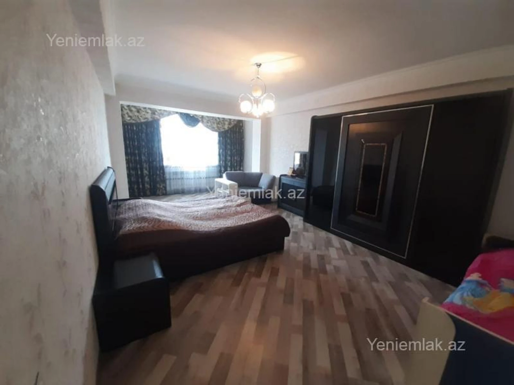 Satılır 3 otaqlı yeni tikili 135 m²