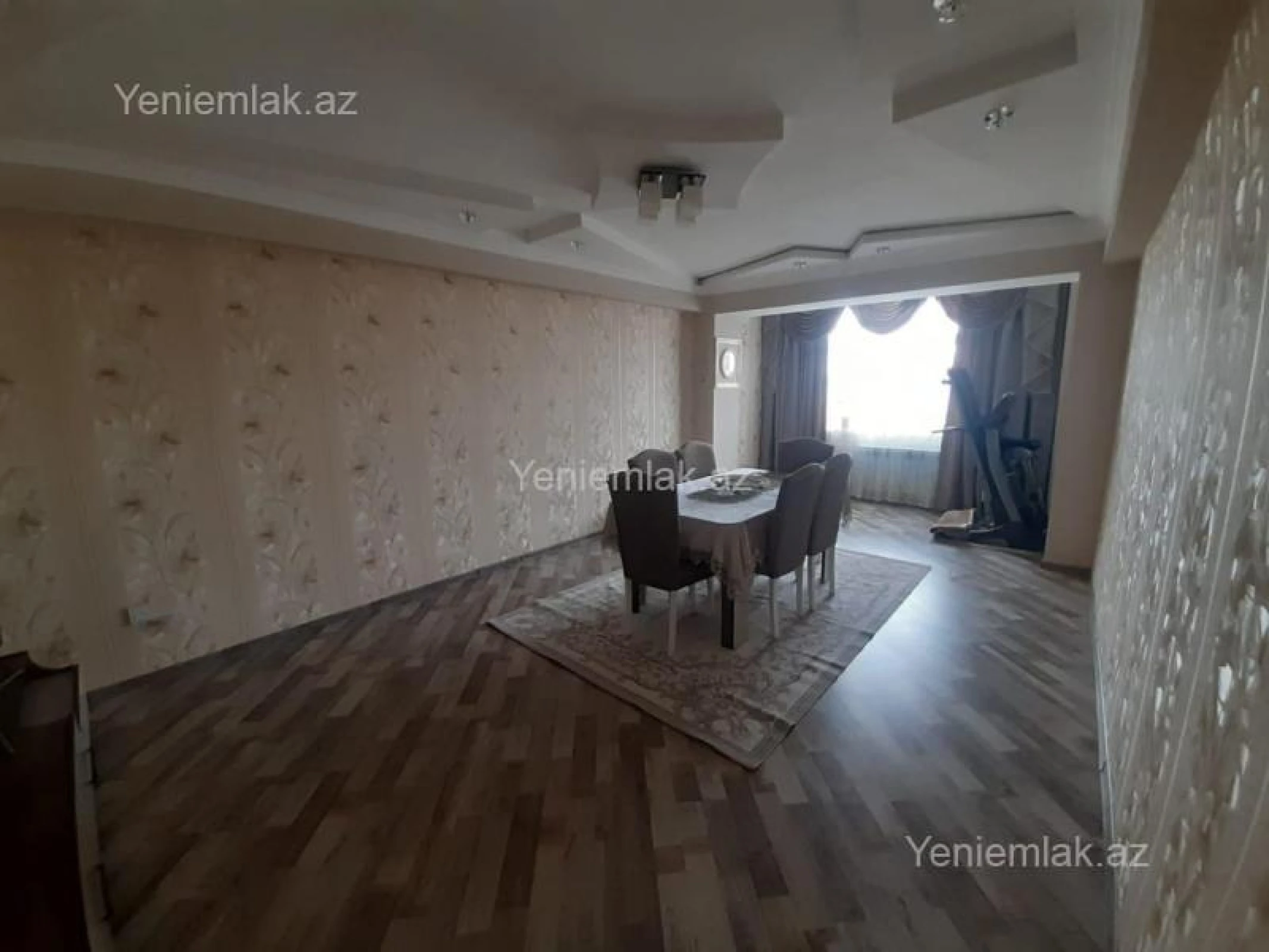 Satılır 3 otaqlı yeni tikili 135 m²