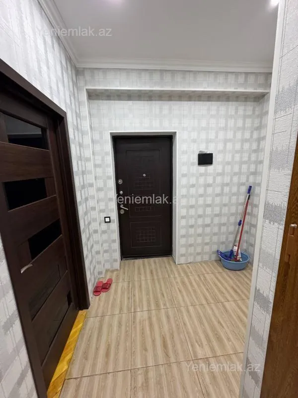 Satılır 3 otaqlı yeni tikili 75 m²