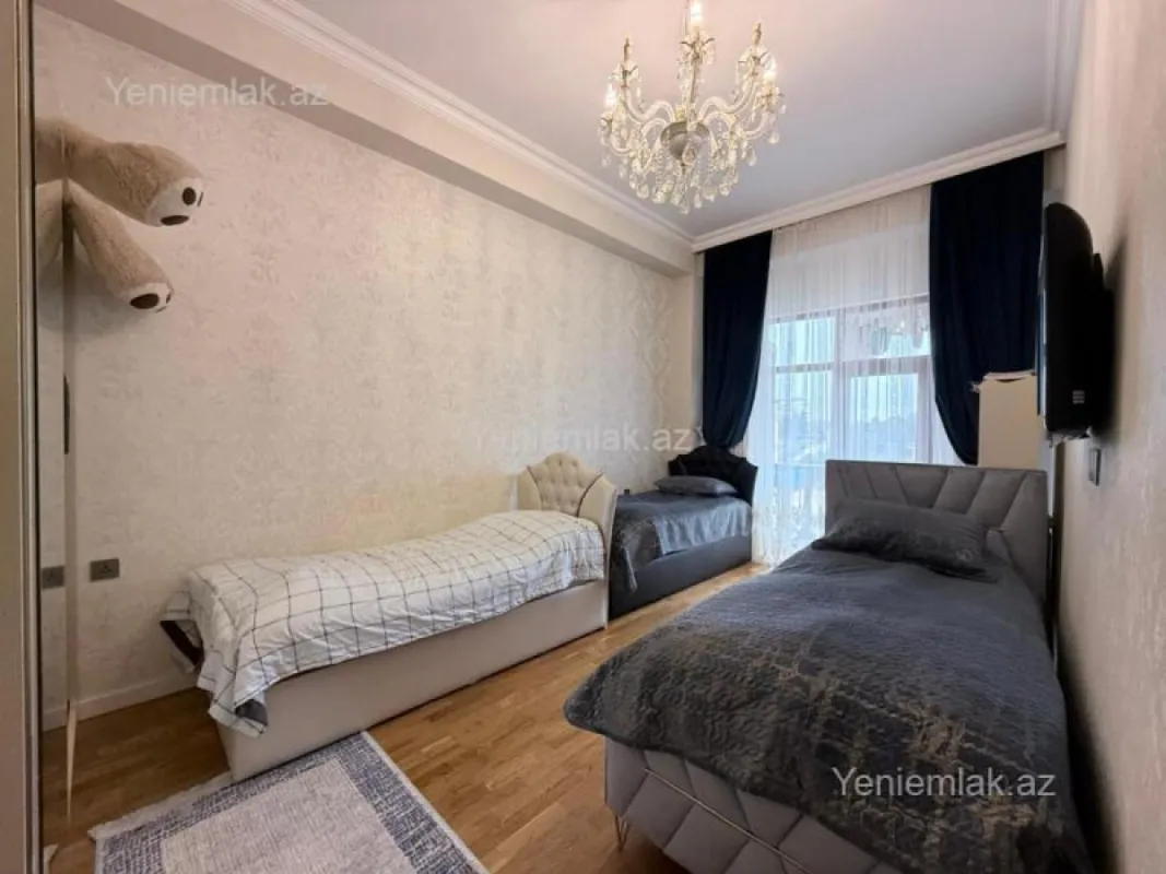 Satılır 3 otaqlı yeni tikili 120 m²