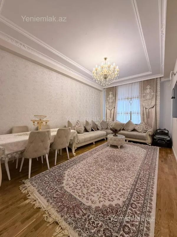 Satılır 3 otaqlı yeni tikili 120 m²