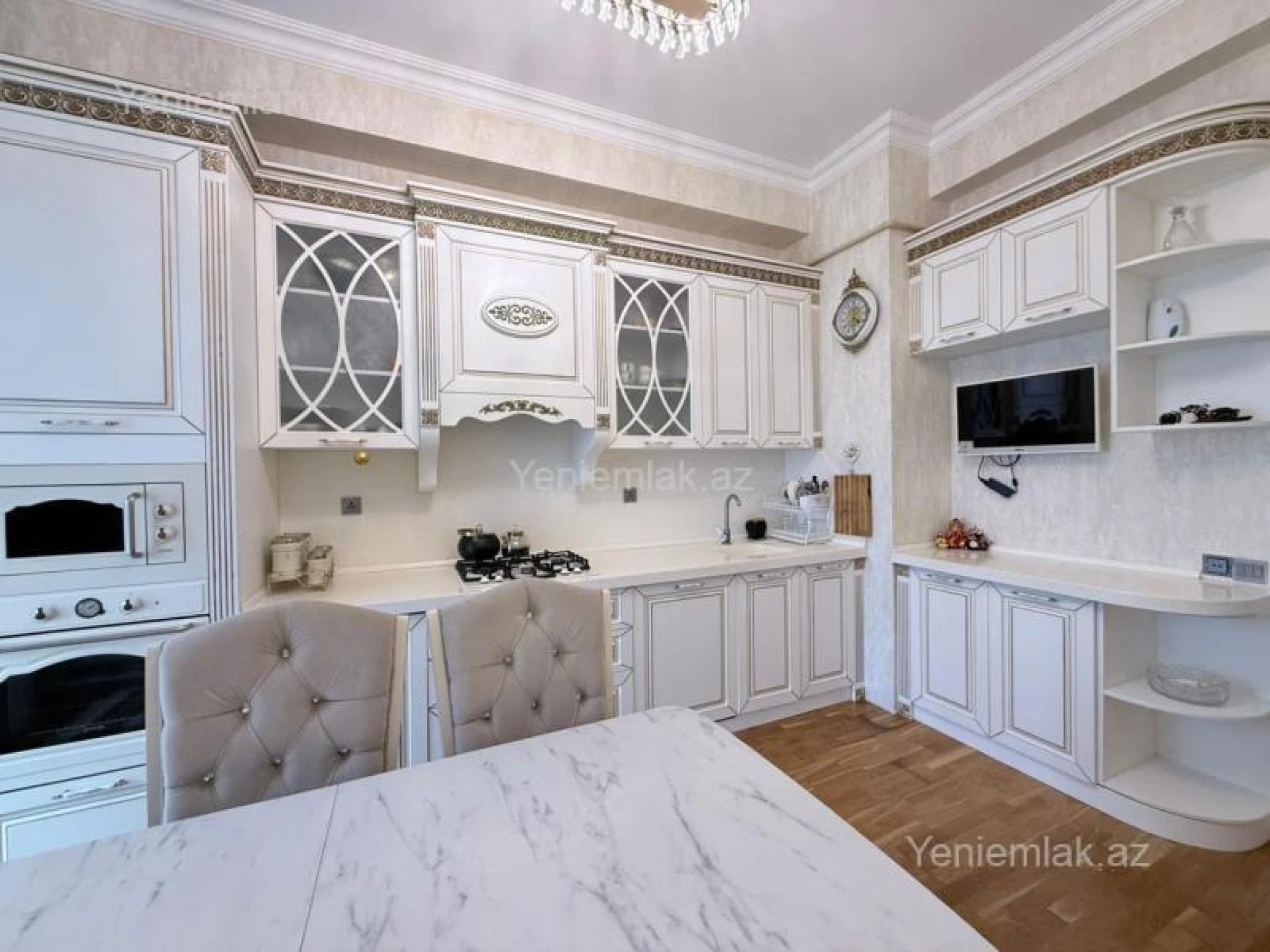 Satılır 3 otaqlı yeni tikili 120 m²