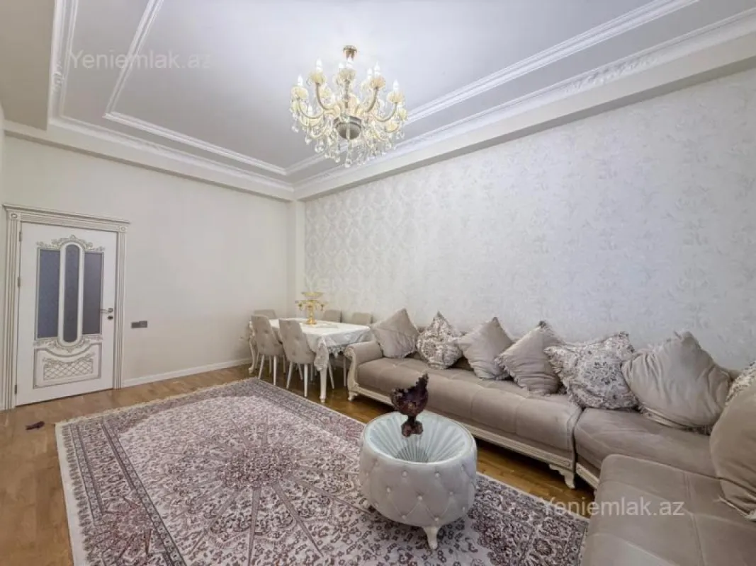 Satılır 3 otaqlı yeni tikili 120 m²
