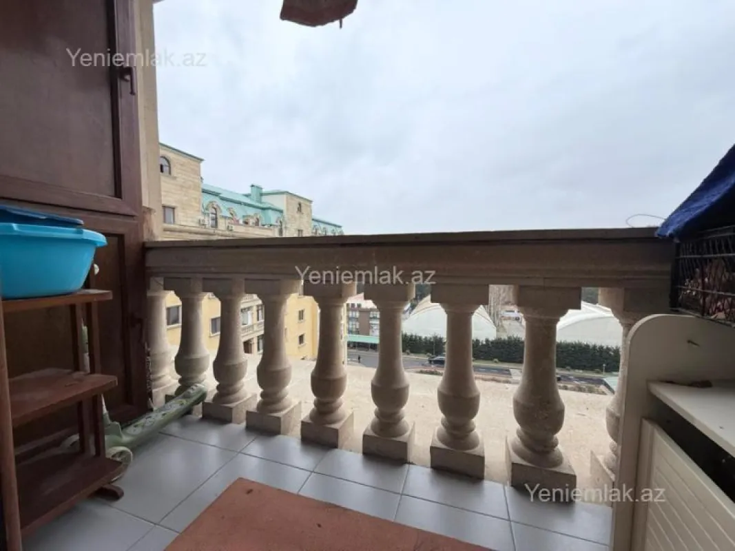 Satılır 3 otaqlı yeni tikili 120 m²
