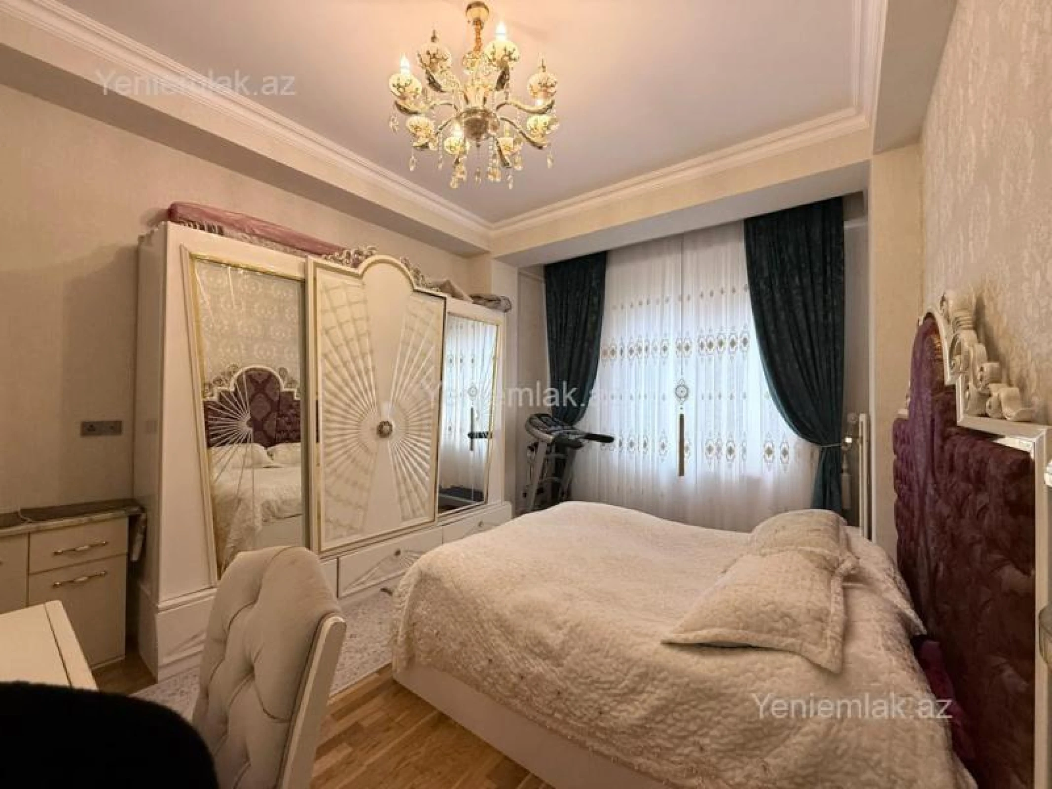 Satılır 3 otaqlı yeni tikili 120 m²