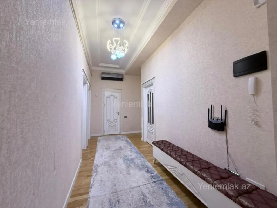 Satılır 3 otaqlı yeni tikili 120 m²