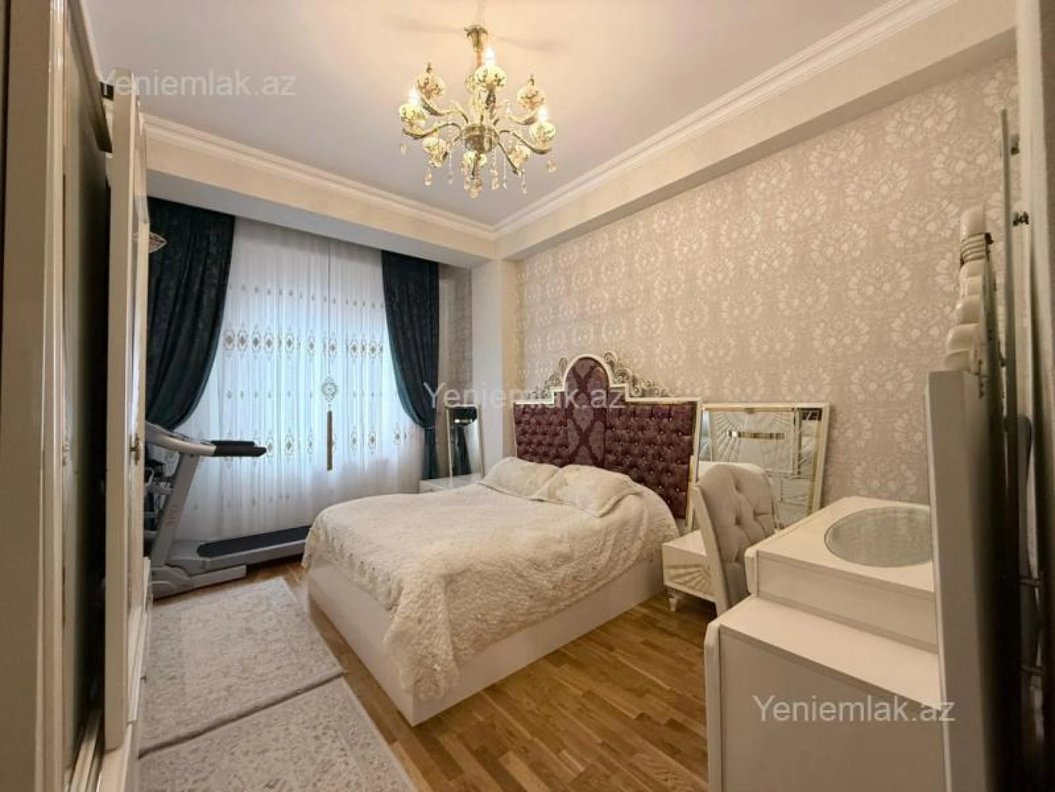 Satılır 3 otaqlı yeni tikili 120 m²