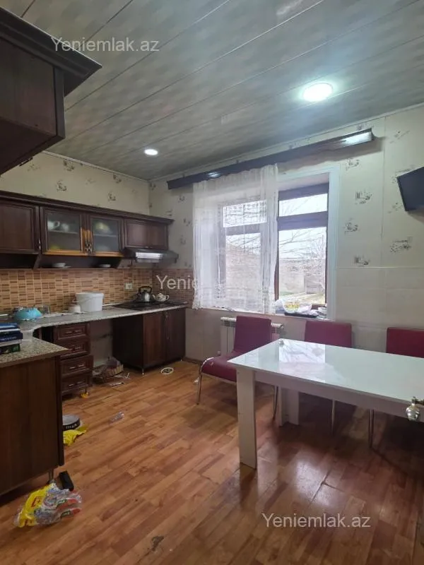 Satılır 3 otaqlı həyət evi 110 m²