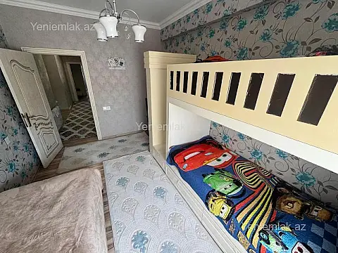 Satılır 3 otaqlı yeni tikili 83 m²