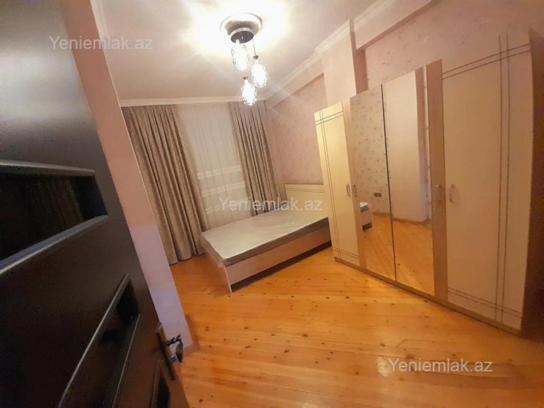 Satılır 2 otaqlı yeni tikili 70 m²