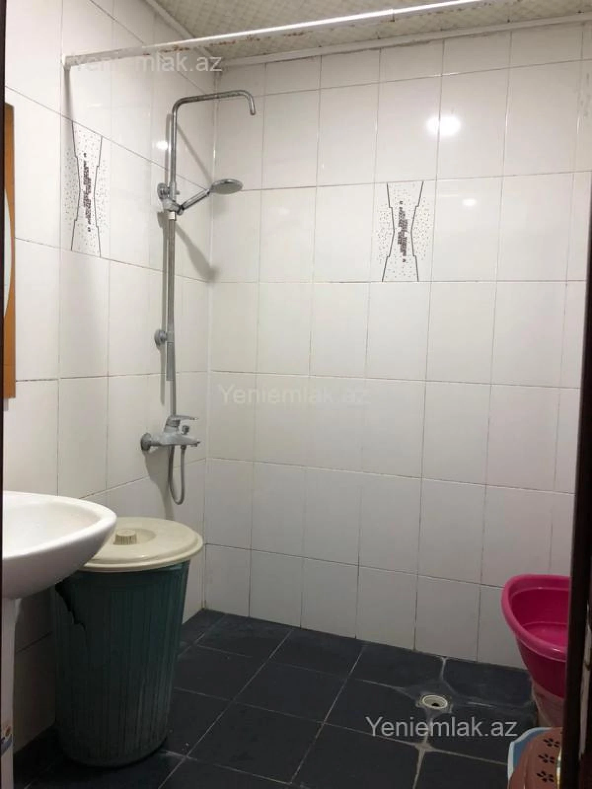 Satılır 2 otaqlı yeni tikili 105 m²