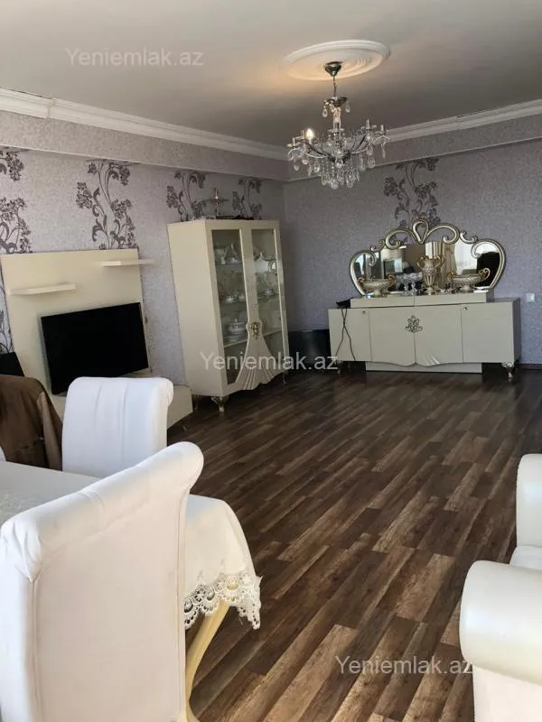 Satılır 2 otaqlı yeni tikili 105 m²