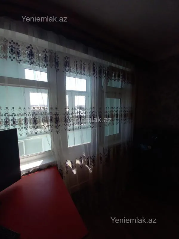 Satılır 1 otaqlı köhnə tikili 30 m²