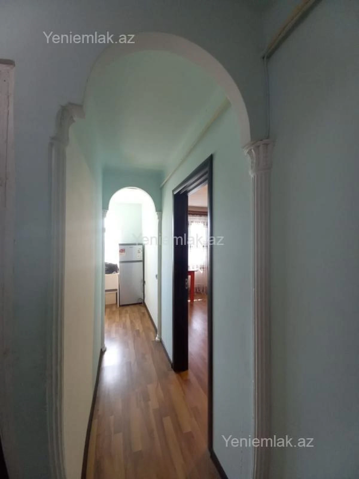 Satılır 1 otaqlı köhnə tikili 30 m²