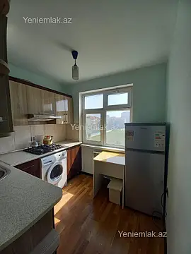 Satılır 1 otaqlı köhnə tikili 30 m² — Sumqayıt, 5-ci mikrorayon 1 otaq 30.00 m²