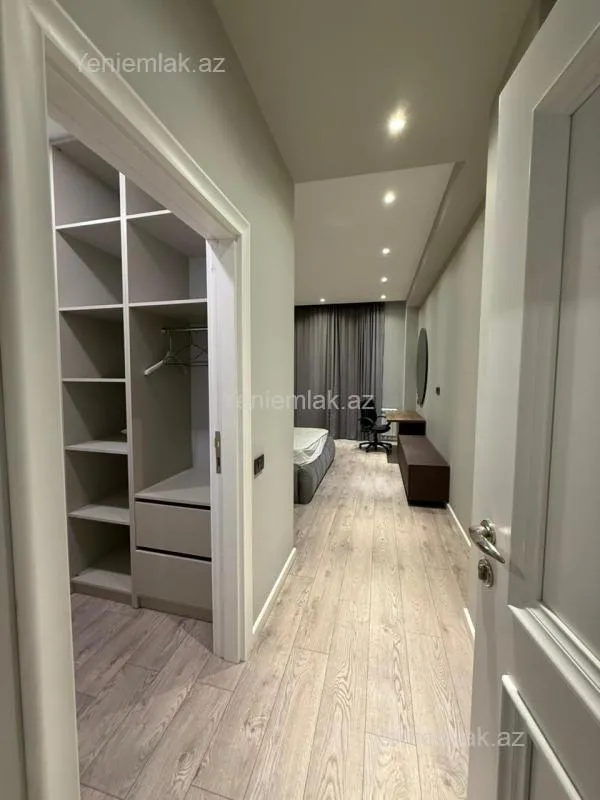 Satılır 3 otaqlı yeni tikili 104 m²