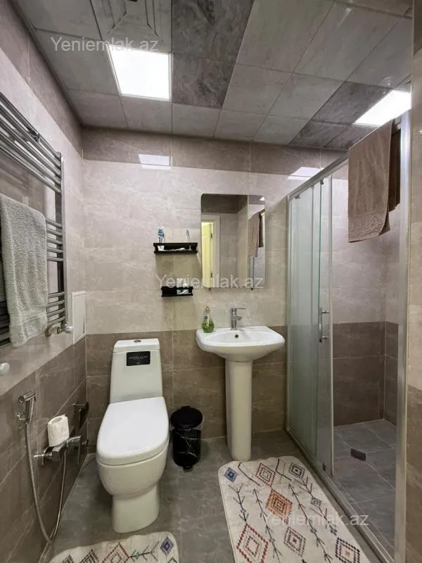 Satılır 2 otaqlı yeni tikili 45 m²