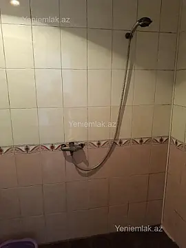 Satılır 3 otaqlı köhnə tikili 65 m²