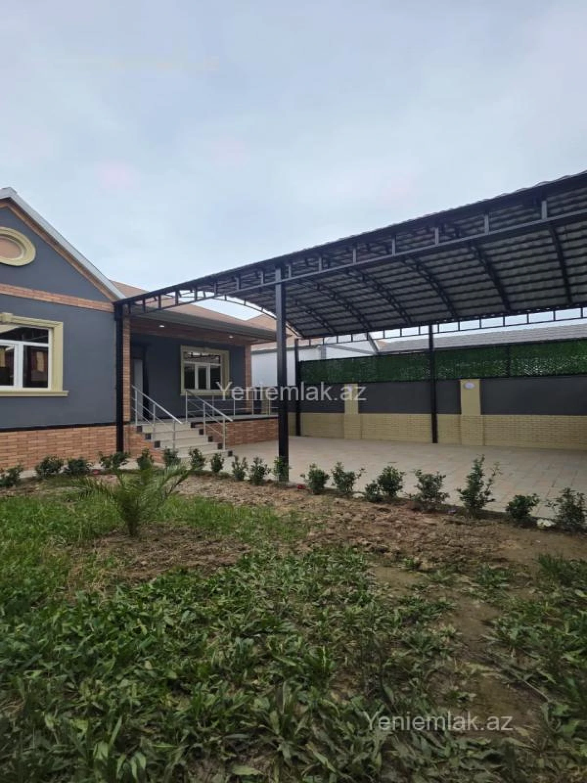 Satılır 3 otaqlı həyət evi 100 m²