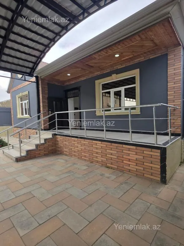 Satılır 3 otaqlı həyət evi 100 m²