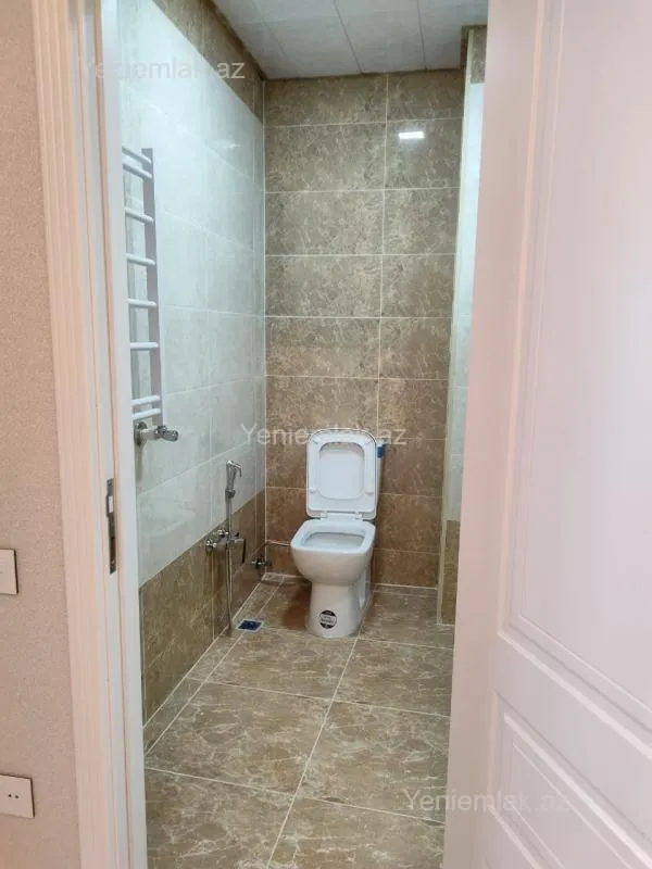 Satılır 2 otaqlı yeni tikili 74 m²