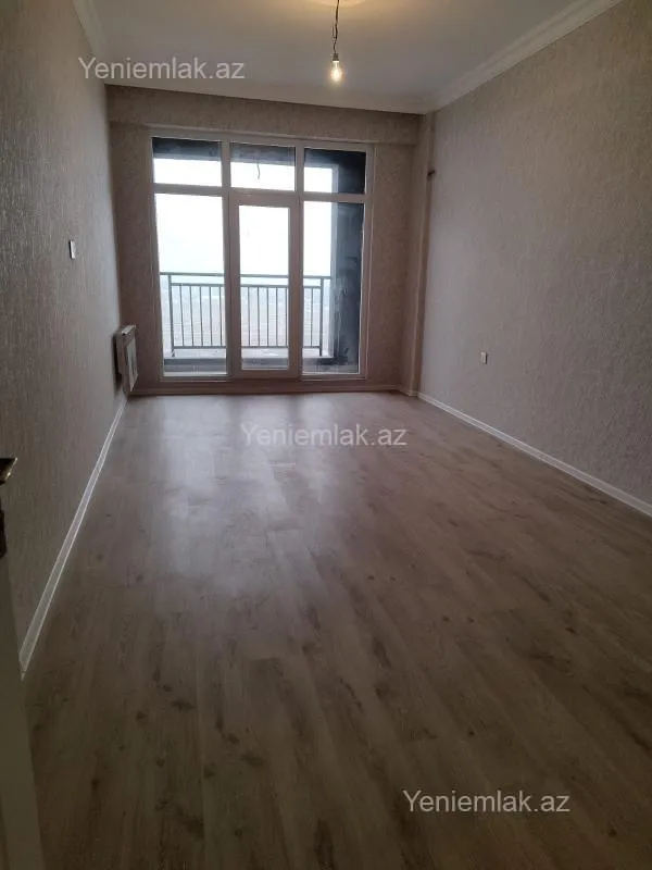 Satılır 2 otaqlı yeni tikili 74 m²