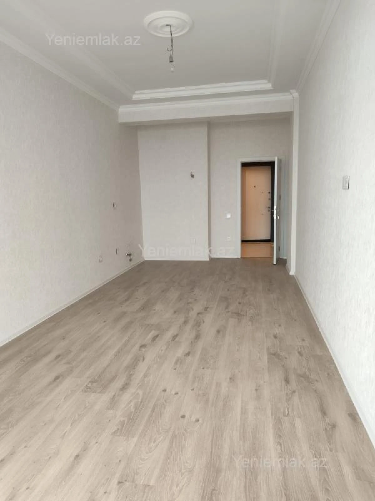Satılır 2 otaqlı yeni tikili 74 m²