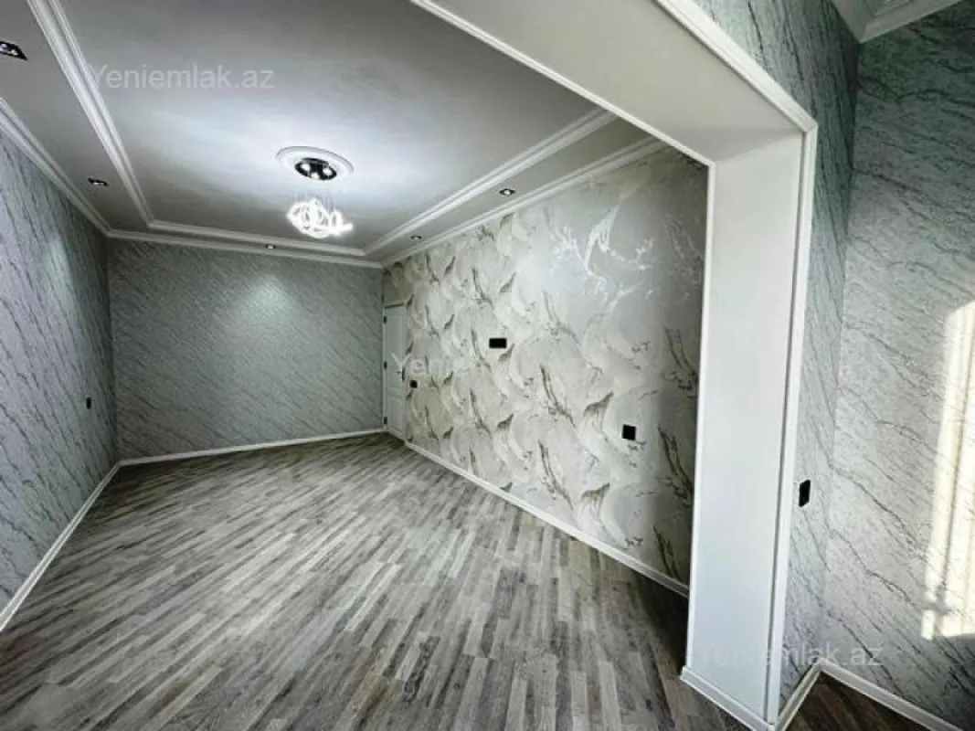 Satılır 2 otaqlı köhnə tikili 65 m²