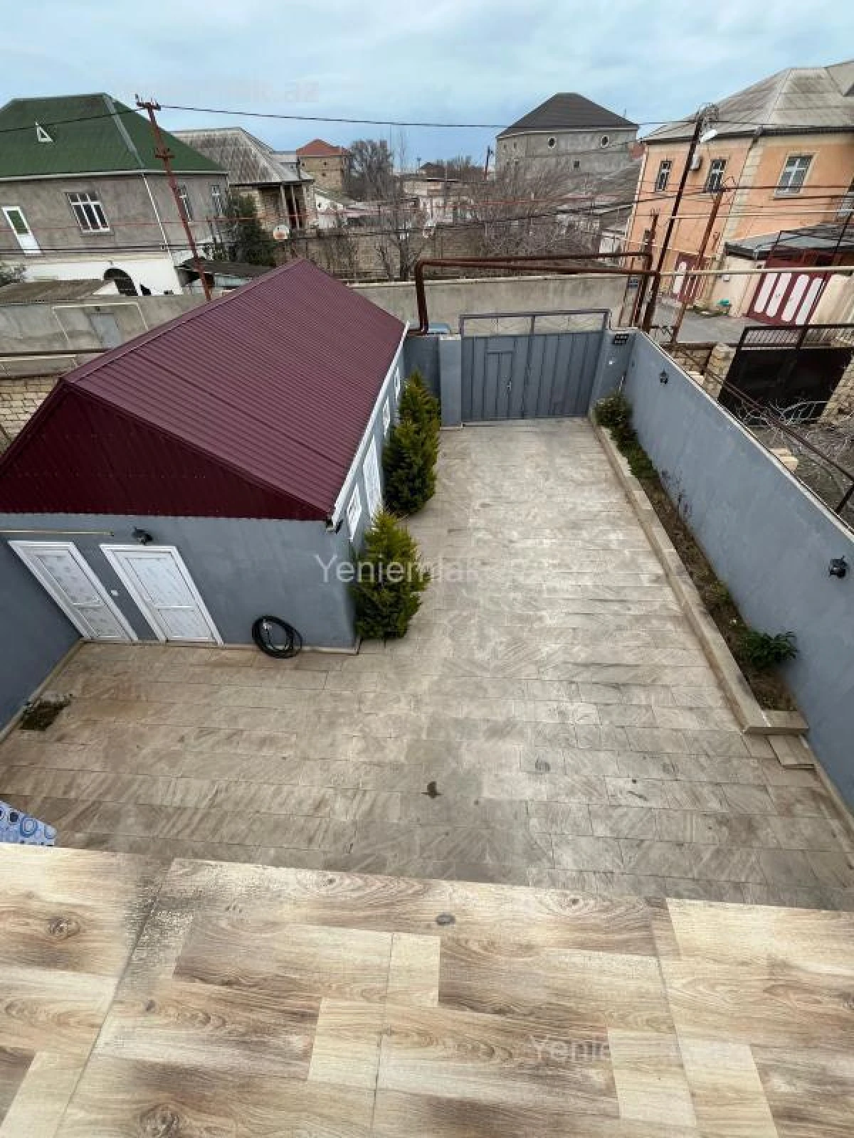 Satılır 6 otaqlı həyət evi 200 m²