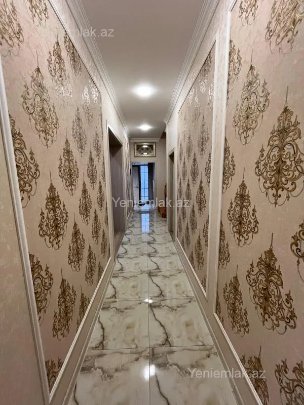 Satılır 6 otaqlı həyət evi 200 m²