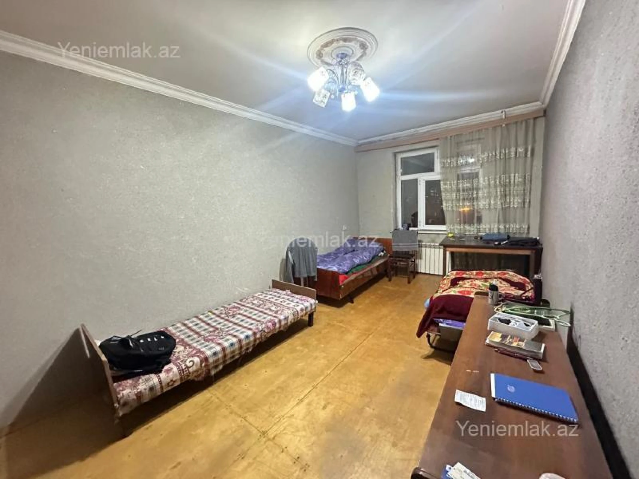 Satılır 2 otaqlı köhnə tikili 60 m²