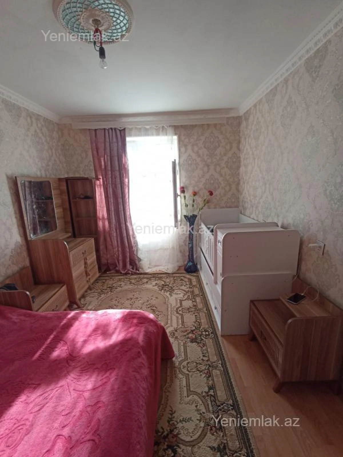 Satılır 2 otaqlı köhnə tikili 30 m²