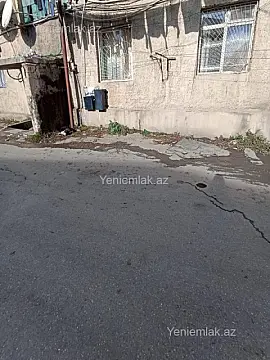 Satılır 2 otaqlı köhnə tikili 30 m²