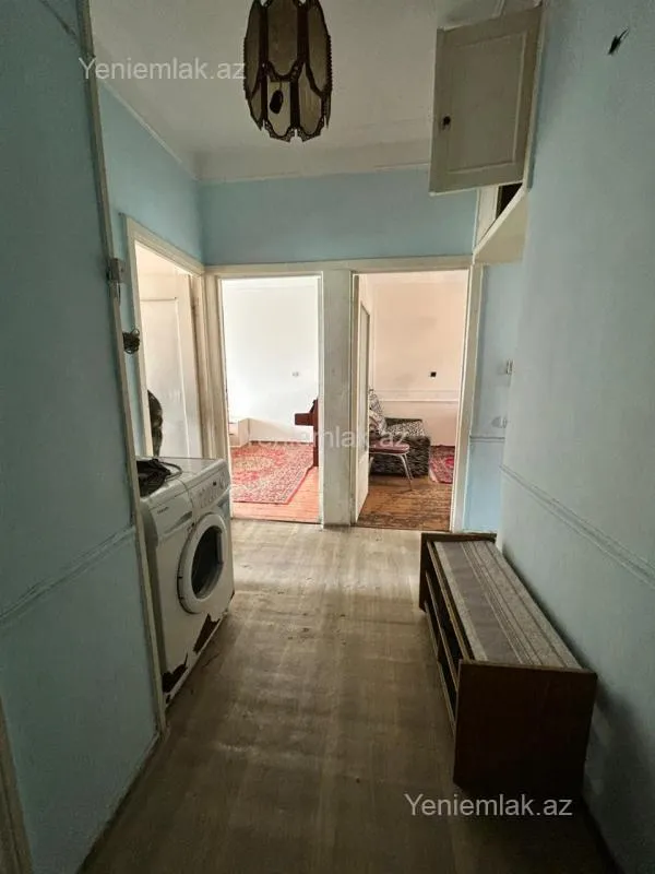 Satılır 3 otaqlı köhnə tikili 85 m²