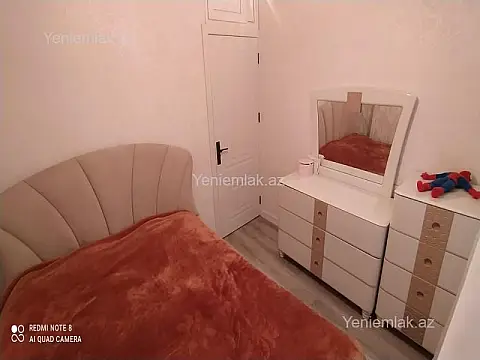 Satılır 2 otaqlı köhnə tikili 35 m²