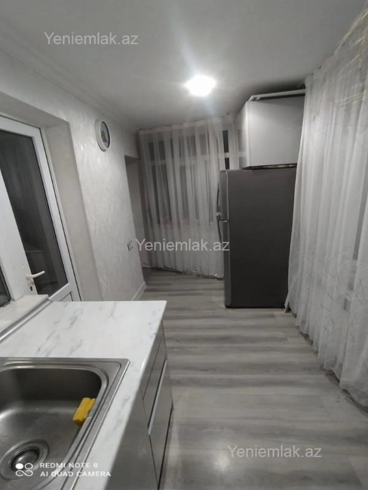 Satılır 2 otaqlı köhnə tikili 35 m²