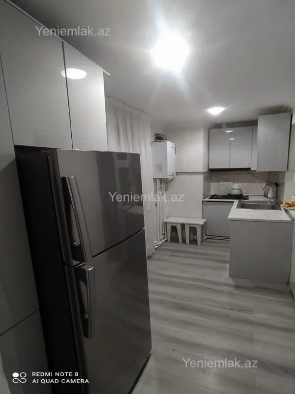 Satılır 2 otaqlı köhnə tikili 35 m²