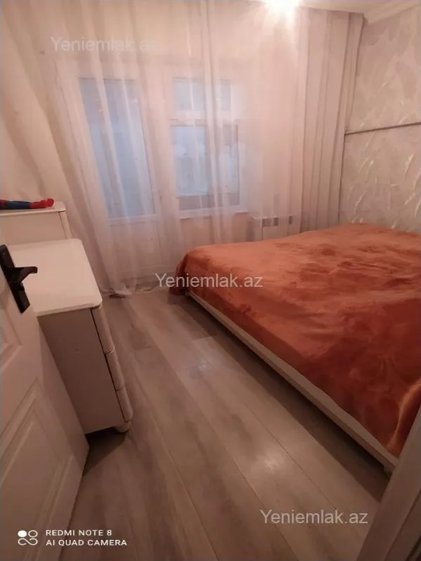Satılır 2 otaqlı köhnə tikili 35 m²
