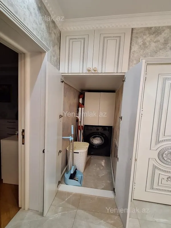 Satılır 3 otaqlı yeni tikili 127 m²