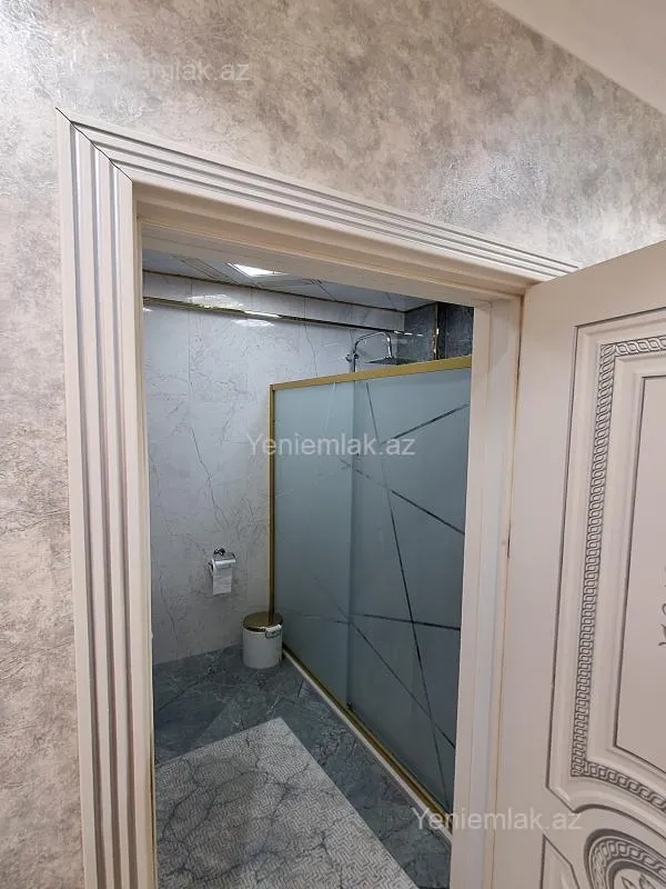 Satılır 3 otaqlı yeni tikili 127 m²