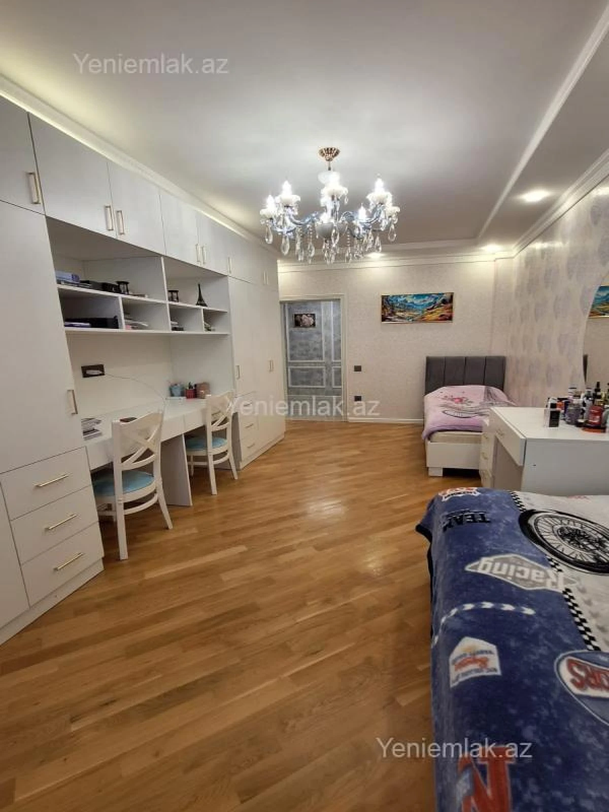 Satılır 3 otaqlı yeni tikili 127 m²