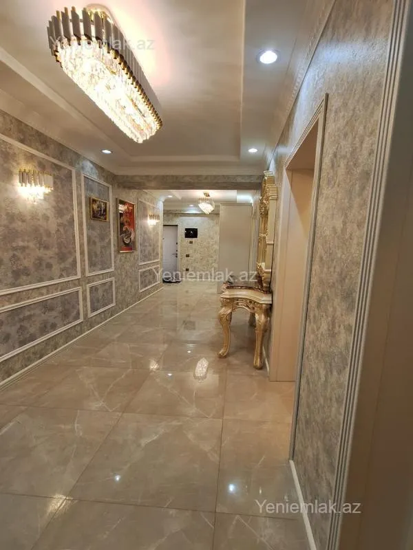 Satılır 3 otaqlı yeni tikili 127 m²