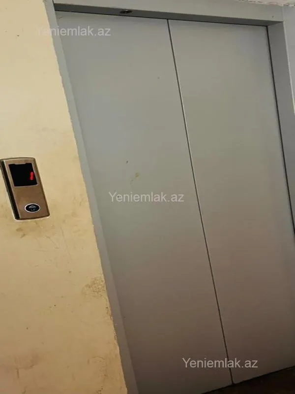 Satılır 2 otaqlı köhnə tikili 45 m²