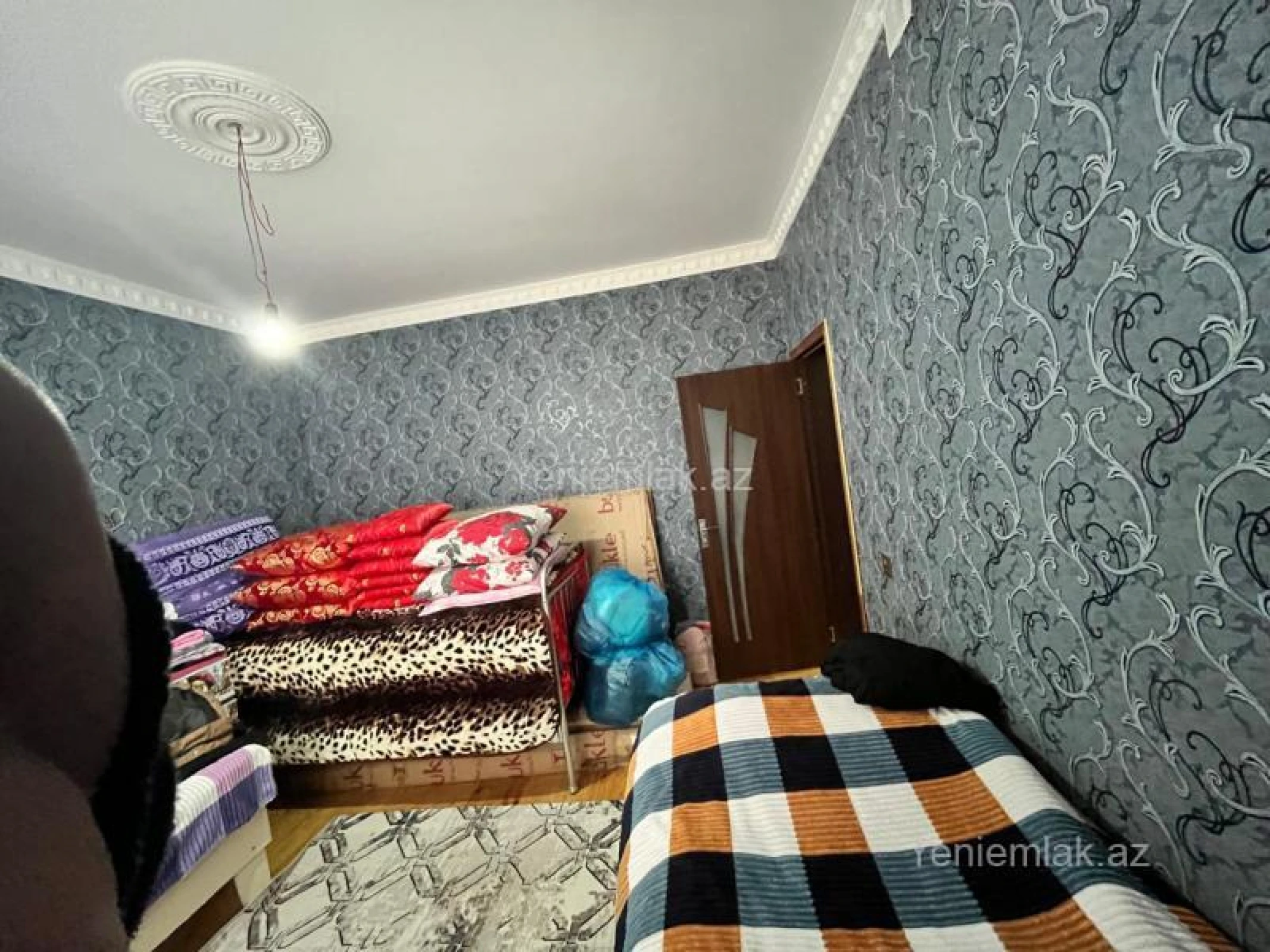 Satılır 3 otaqlı həyət evi 100 m²