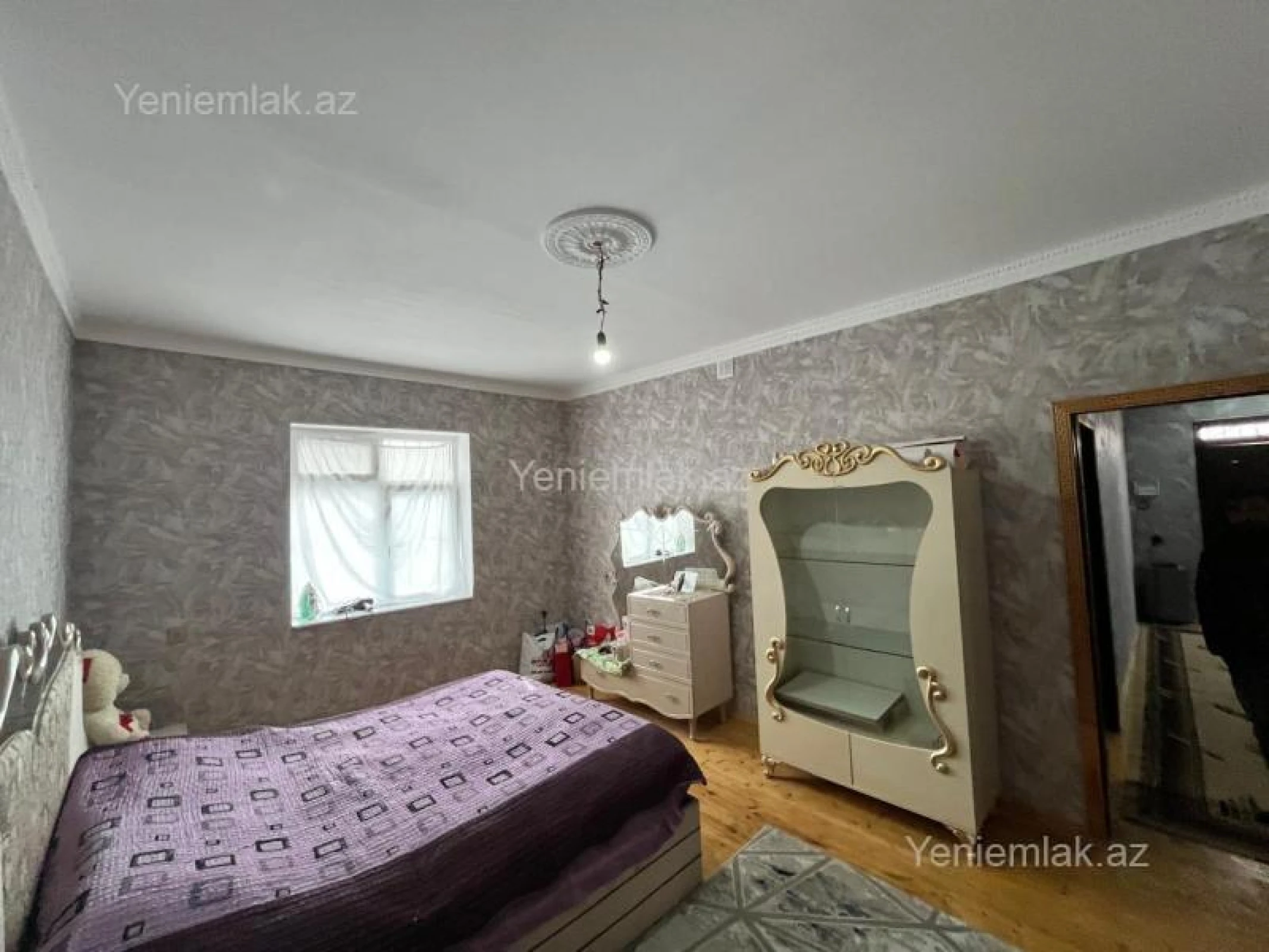 Satılır 3 otaqlı həyət evi 100 m²